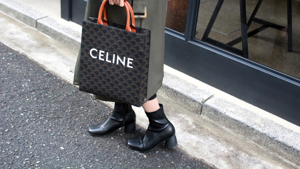 アプリダウンロード