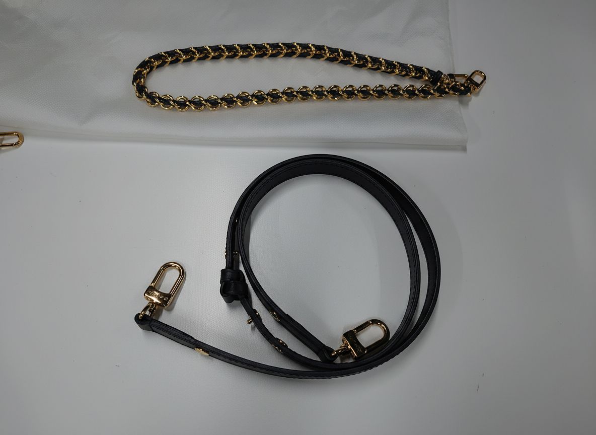 ミュルティポシェットアクセソワール