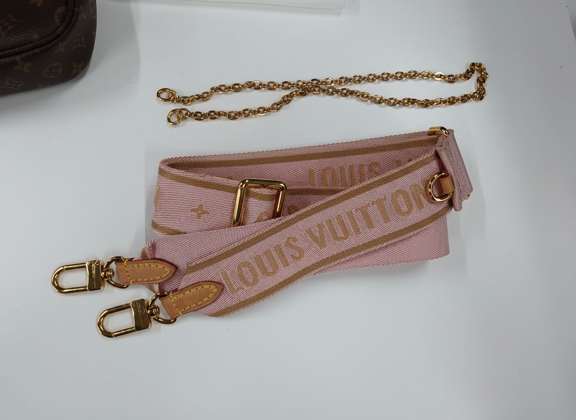 ミュルティポシェットアクセソワール