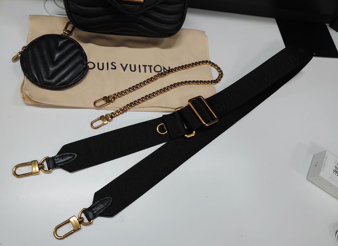 ミュルティポシェット