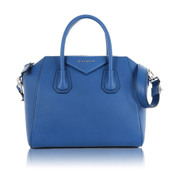 GIVENCHY