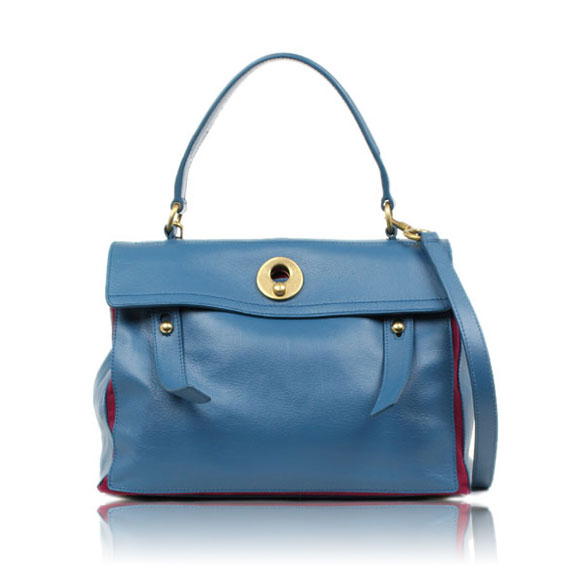 SAINT LAURENT ミューズトゥ 31&nbsp;x20&nbsp;x15cm
(幅&nbsp;x 高さ&nbsp;x マチ)