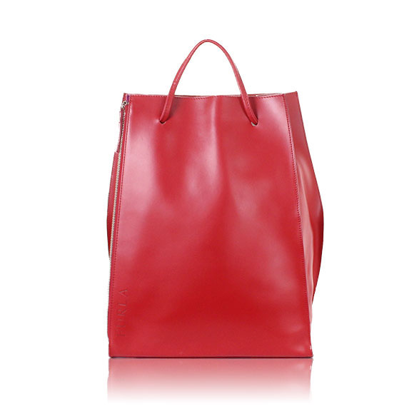 FURLA バックパック 28&nbsp;x35&nbsp;x9cm(幅&nbsp;x 高さ&nbsp;x マチ)