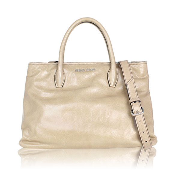 Miu Miu 2WAYバッグ 32&nbsp;x24&nbsp;x15cm(幅&nbsp;x 高さ&nbsp;x マチ) 