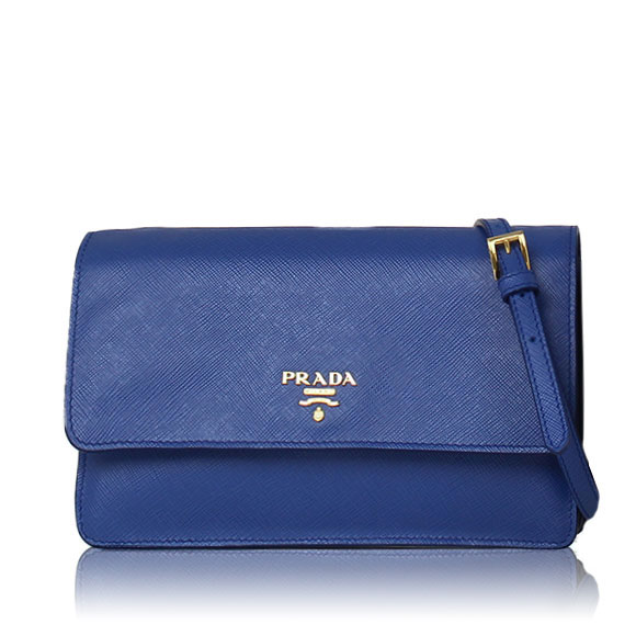 PRADA サフィアーノチェーンウォレット 19&nbsp;x10&nbsp;x3cm(幅&nbsp;x 高さ&nbsp;x マチ)
