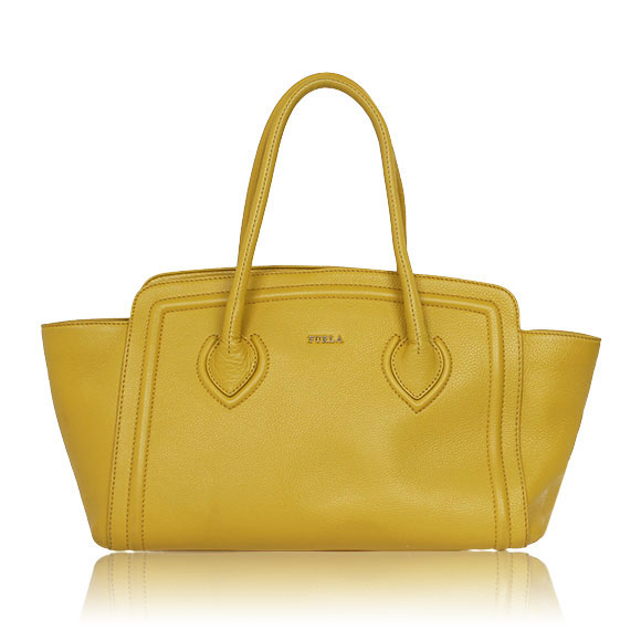 FURLA カレッジ 35&nbsp;x20&nbsp;x13cm(幅&nbsp;x 高さ&nbsp;x マチ)
