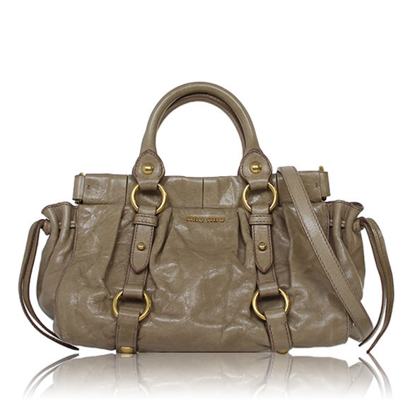 Miu Miu 2WAYバッグ 26&nbsp;x17&nbsp;x14cm(幅&nbsp;x 高さ&nbsp;x マチ)