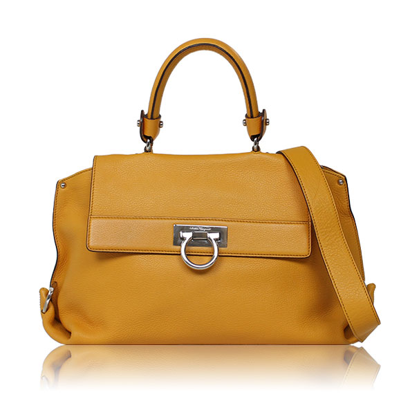 FERRAGAMO ソフィア 40&nbsp;x21&nbsp;x15cm(幅&nbsp;x 高さ&nbsp;x マチ)