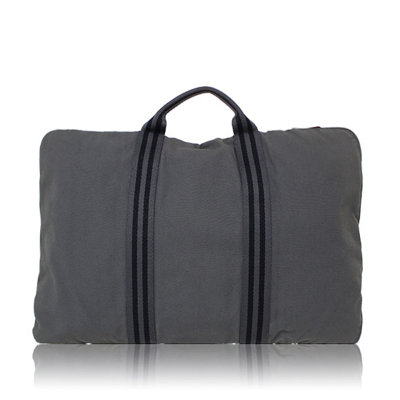 HERMES フールトゥポルトドキュマン 52&nbsp;x35&nbsp;x2cm(幅&nbsp;x 高さ&nbsp;x マチ)
