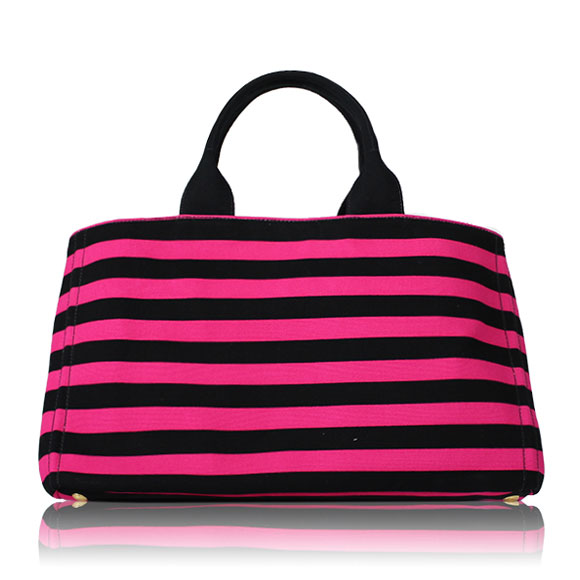 PRADA カナパ 40&nbsp;x24&nbsp;x26cm(幅&nbsp;x 高さ&nbsp;x マチ)