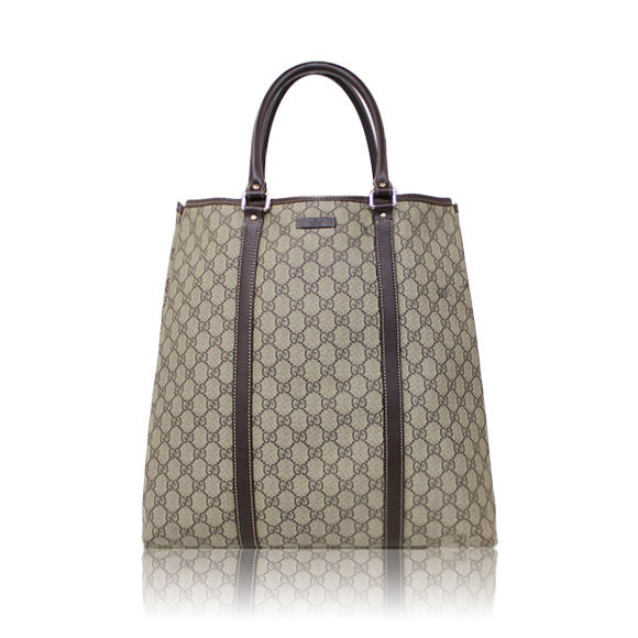GUCCI GGプラス 37&nbsp;x38&nbsp;x12cm(幅&nbsp;x 高さ&nbsp;x マチ)
