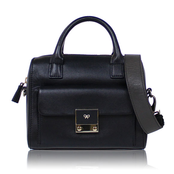 ANYA HINDMARCH カーカー 19&nbsp;x15&nbsp;x9cm(幅&nbsp;x 高さ&nbsp;x マチ)