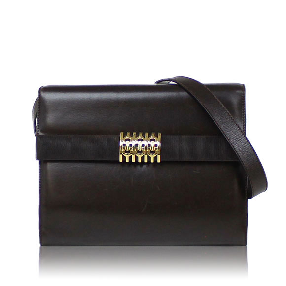 FERRAGAMO ショルダーバッグ 22&nbsp;x17&nbsp;x7cm(幅&nbsp;x 高さ&nbsp;x マチ)