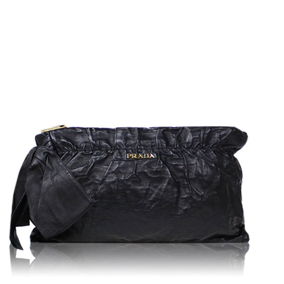 PRADA クラッチバッグ 34&nbsp;x21&nbsp;x1cm(幅&nbsp;x 高さ&nbsp;x マチ)