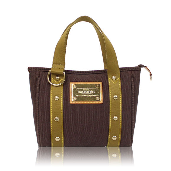 LOUIS VUITTON カバPM 23&nbsp;x20&nbsp;x6cm(幅&nbsp;x 高さ&nbsp;x マチ)