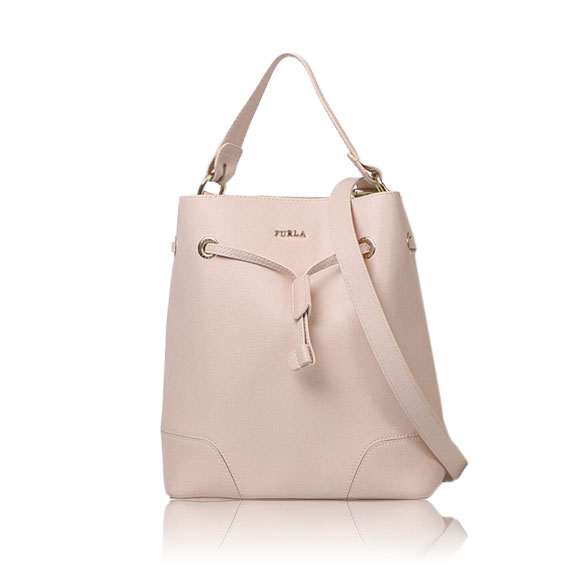 FURLA 2WAYバッグ 22&nbsp;x26&nbsp;x13cm(幅&nbsp;x 高さ&nbsp;x マチ)