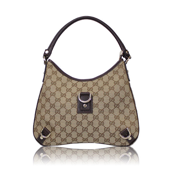 GUCCI GGキャンバス 29&nbsp;x25&nbsp;x4cm(幅&nbsp;x 高さ&nbsp;x マチ)