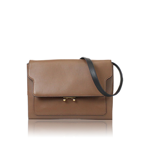 MARNI トランク 22&nbsp;x16&nbsp;x1cm(幅&nbsp;x 高さ&nbsp;x マチ)