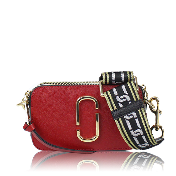 MARC JACOBS スナップショット 18&nbsp;x10&nbsp;x6cm(幅&nbsp;x 高さ&nbsp;x マチ)