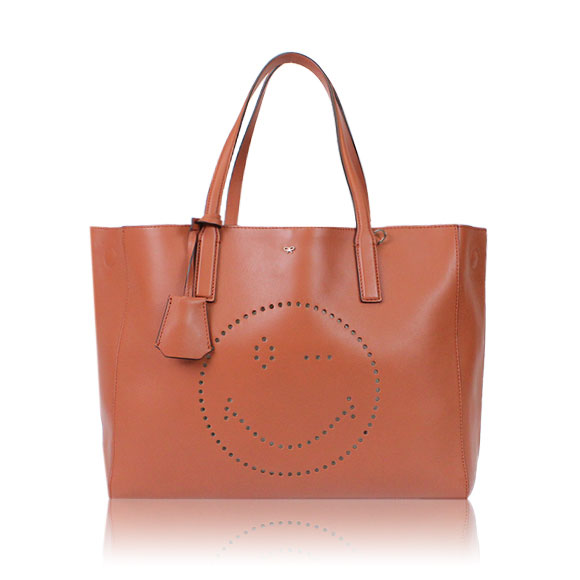 ANYA HINDMARCH スマイリートート 33&nbsp;x26&nbsp;x13cm(幅&nbsp;x 高さ&nbsp;x マチ)
