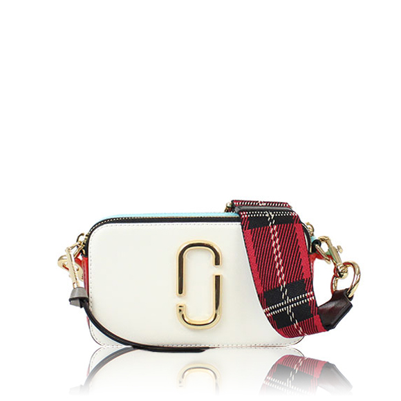 MARC JACOBS スナップショット 18&nbsp;x10&nbsp;x6cm(幅&nbsp;x 高さ&nbsp;x マチ)