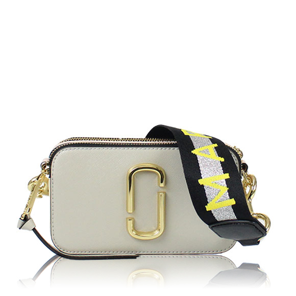 MARC JACOBS スナップショット 18&nbsp;x10&nbsp;x6cm(幅&nbsp;x 高さ&nbsp;x マチ)