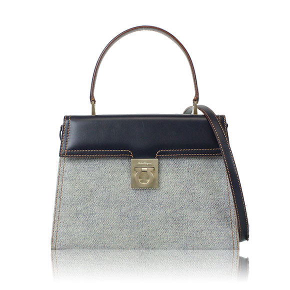 FERRAGAMO ガンチーニ 27&nbsp;x19&nbsp;x11cm(幅&nbsp;x 高さ&nbsp;x マチ)