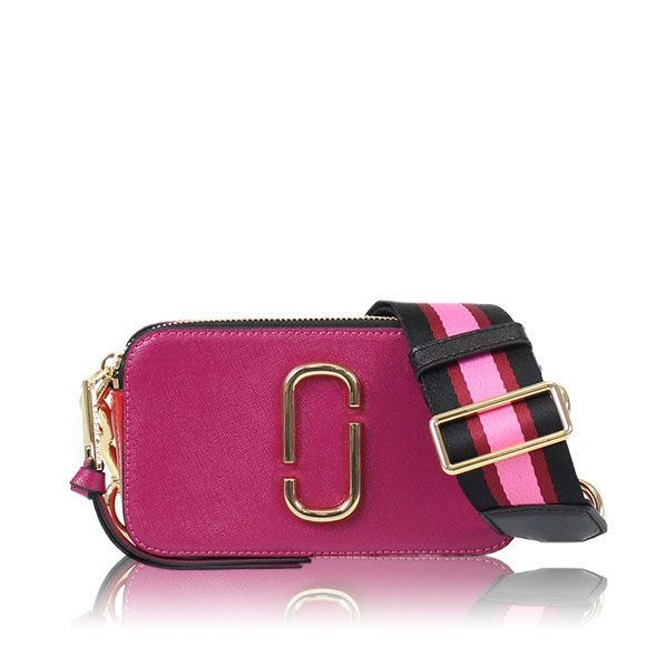 MARC JACOBS スナップショット 18&nbsp;x10&nbsp;x6cm(幅&nbsp;x 高さ&nbsp;x マチ)