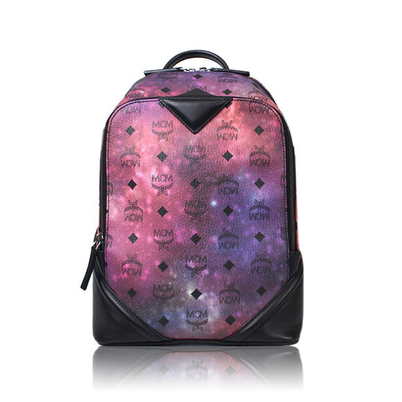 MCM バックパック 23&nbsp;x32&nbsp;x14cm(幅&nbsp;x 高さ&nbsp;x マチ)