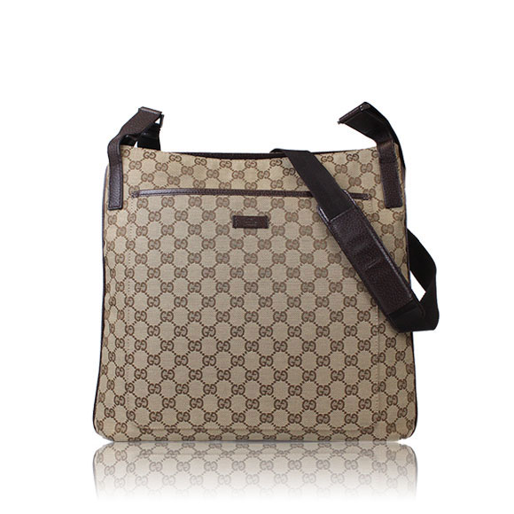 GUCCI GGキャンバス 38&nbsp;x36&nbsp;x6cm(幅&nbsp;x 高さ&nbsp;x マチ)