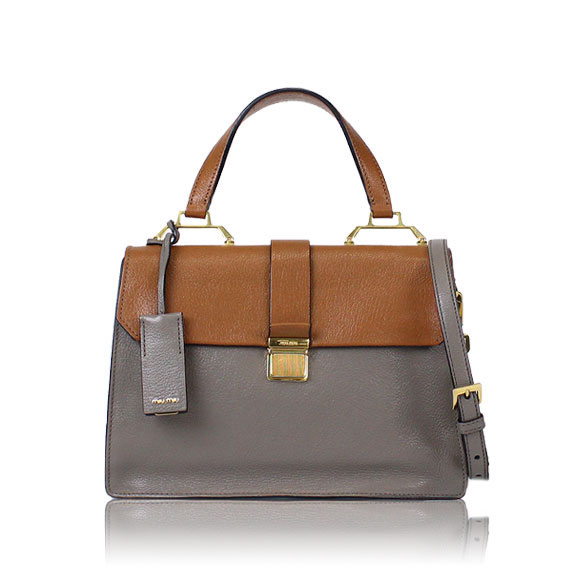 Miu Miu マドラス 26&nbsp;x19&nbsp;x10cm(幅&nbsp;x 高さ&nbsp;x マチ)