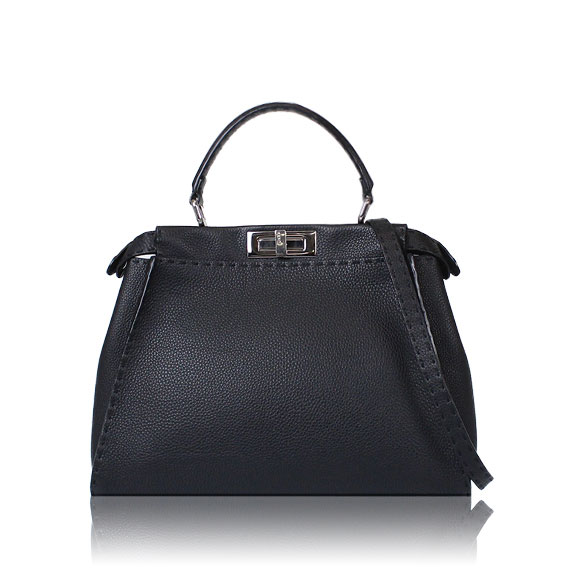 FENDI ピーカブー 