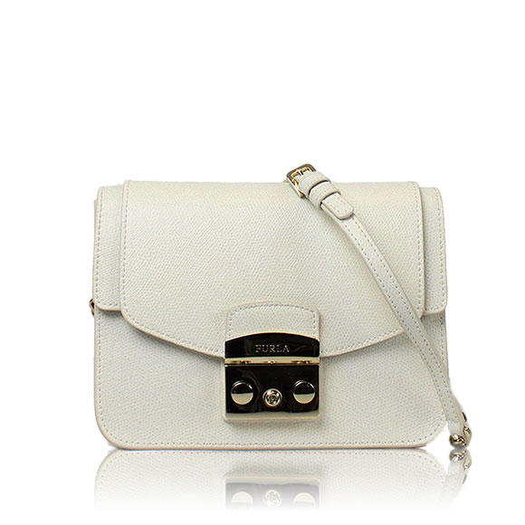 FURLA メトロポリス 18&nbsp;x14&nbsp;x8cm(幅&nbsp;x高さ&nbsp;xマチ)