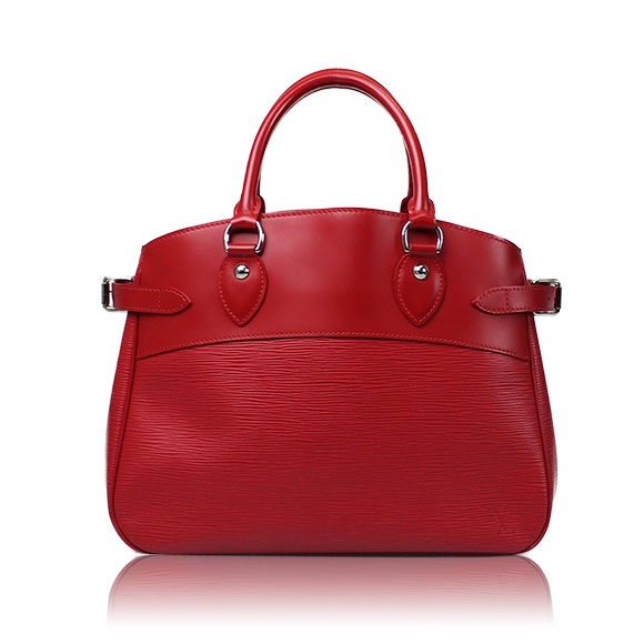 LOUIS VUITTON パッシィPM 31&nbsp;x24&nbsp;x12cm(幅&nbsp;x 高さ&nbsp;x マチ)