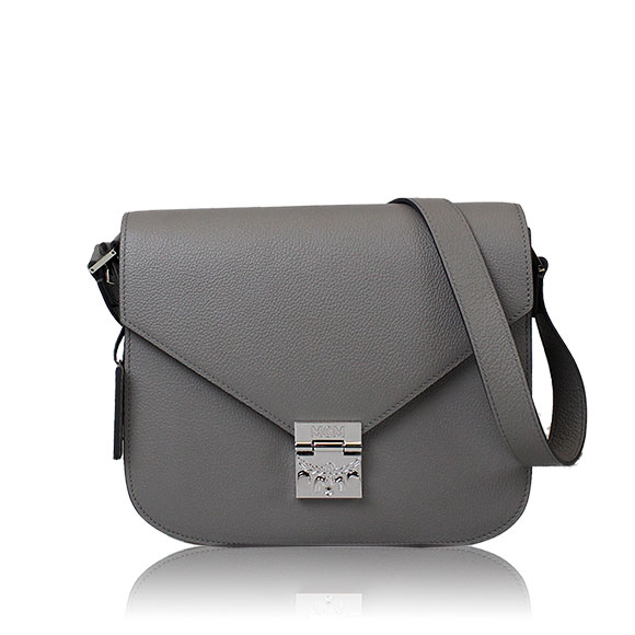 MCM ショルダーバッグ 25&nbsp;x20&nbsp;x7cm(幅&nbsp;x 高さ&nbsp;x マチ)