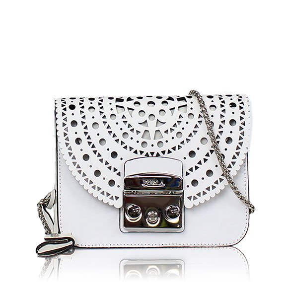 FURLA メトロポリス 16&nbsp;x12&nbsp;x7cm(幅&nbsp;x 高さ&nbsp;x マチ)