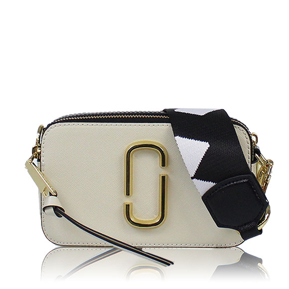 MARC JACOBS スナップショット 18&nbsp;x10&nbsp;x6cm(幅&nbsp;x 高さ&nbsp;x マチ)