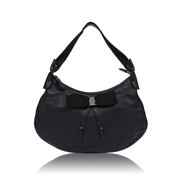 FERRAGAMO ショルダーバッグ 31&nbsp;x21&nbsp;x3cm(幅&nbsp;x 高さ&nbsp;x マチ)