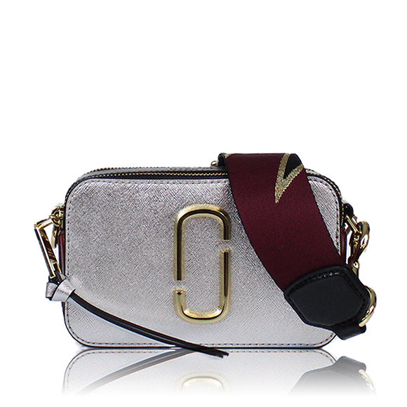 MARC JACOBS スナップショット 18&nbsp;x10&nbsp;x6cm(幅&nbsp;x 高さ&nbsp;x マチ)