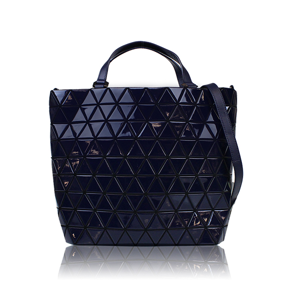 ISSEY MIYAKE バオバオ 34 x29 x13cm(幅 x 高さ x マチ)