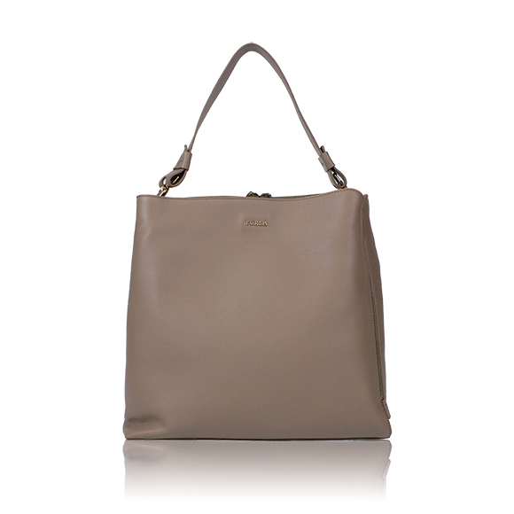 FURLA ショルダーバッグ 34&nbsp;x33&nbsp;x13cm(幅&nbsp;x 高さ&nbsp;x マチ)