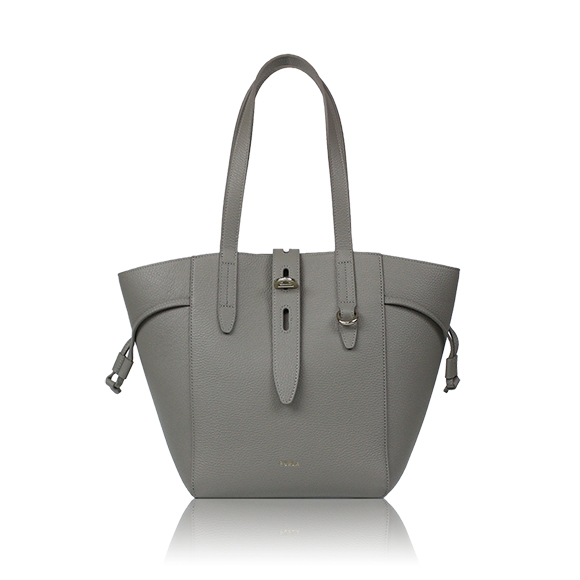 FURLA トートバッグ 22&nbsp;x28&nbsp;x15cm(幅&nbsp;x 高さ&nbsp;x マチ)