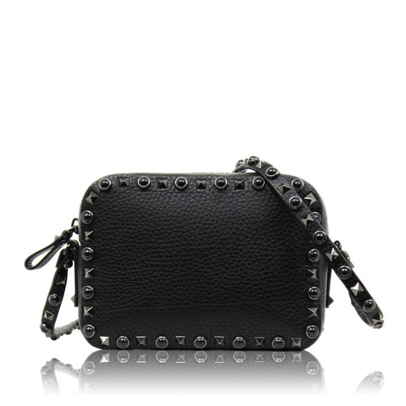 VALENTINO ロックスタッズ 19&nbsp;x13&nbsp;x7cm(幅&nbsp;x 高さ&nbsp;x マチ)