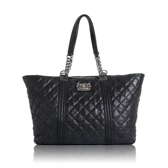 CHANEL ボーイシャネル 37&nbsp;x26&nbsp;x12cm(幅&nbsp;x 高さ&nbsp;x マチ)