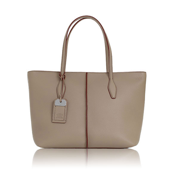 TOD’S ジョイ 30&nbsp;x25&nbsp;x14cm(幅&nbsp;x 高さ&nbsp;x マチ)