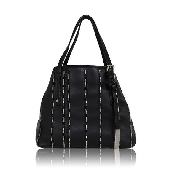 JIMMY CHOO サシャ 23&nbsp;x19&nbsp;x13cm(幅&nbsp;x 高さ&nbsp;x マチ)