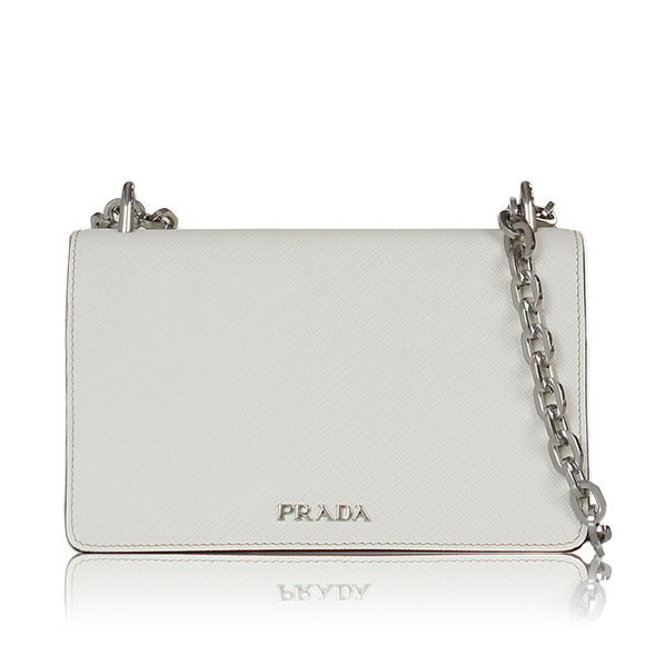 PRADA サフィアーノ 19&nbsp;x12&nbsp;x3cm(幅&nbsp;x 高さ&nbsp;x マチ)