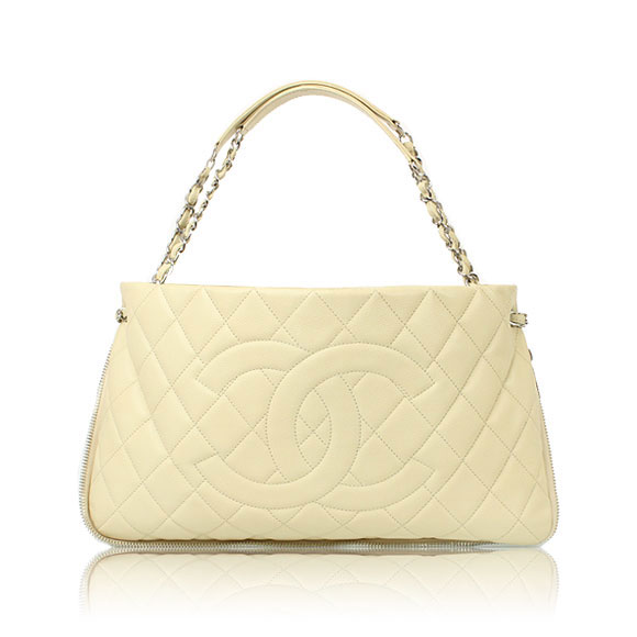 CHANEL チェーントートバッグ 42&nbsp;x25&nbsp;x3cm(幅&nbsp;x 高さ&nbsp;x マチ)