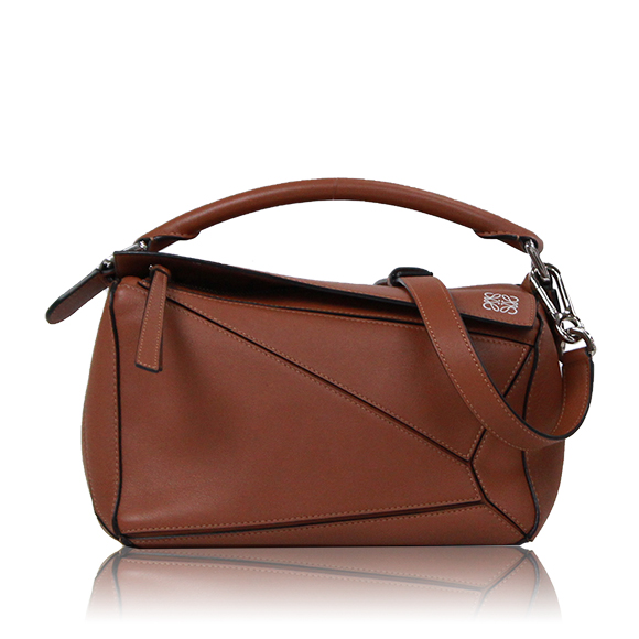 LOEWE パズルバッグ 24&nbsp;x15&nbsp;x10cm(幅&nbsp;x 高さ&nbsp;x マチ)