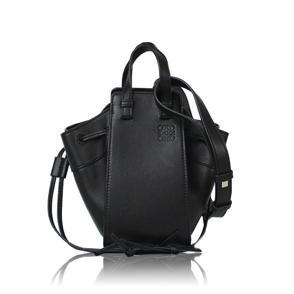 LOEWE ハンモックドローストリングミニ 